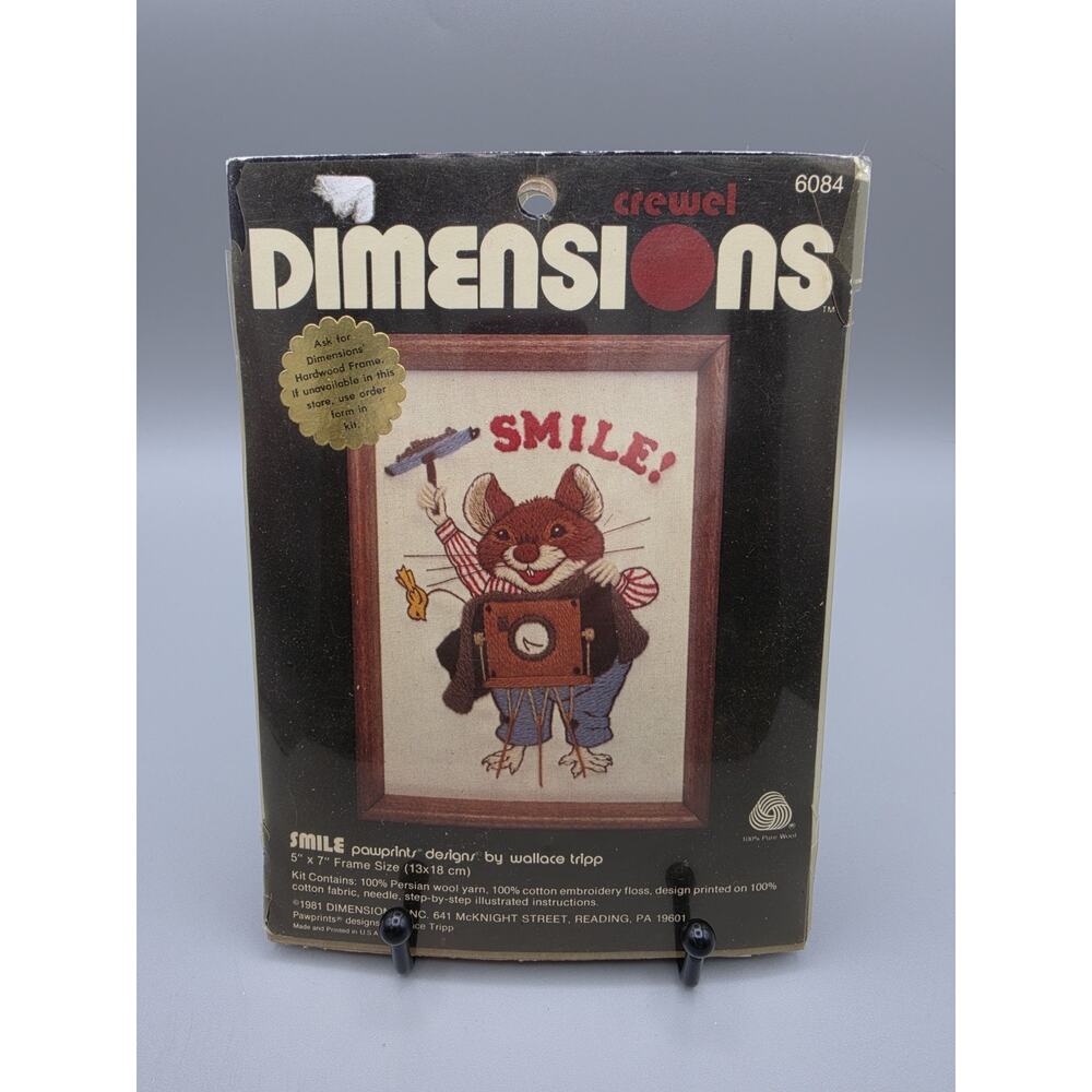 RARE Crewel Art Kit Wallace Tripp Designs "Smile" Photography Mouse Dimensions